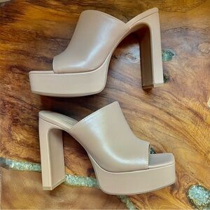 I.N.C. International Concepts Women’s Rali Platform Slide Mule, Nude, Size “8”